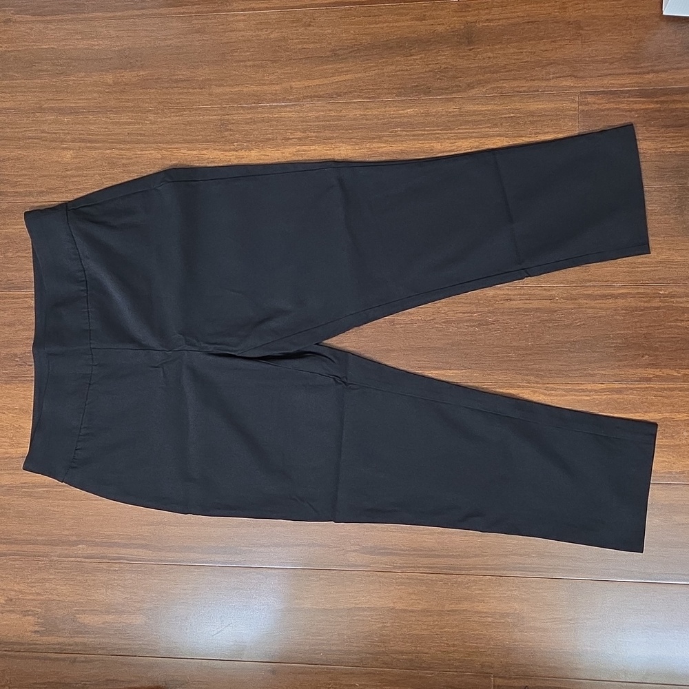 CHICOS SO SLIMMING BRIGITTE SIDE VENT BLACK CROP PANTS 0.5 - Picture 3 of 10